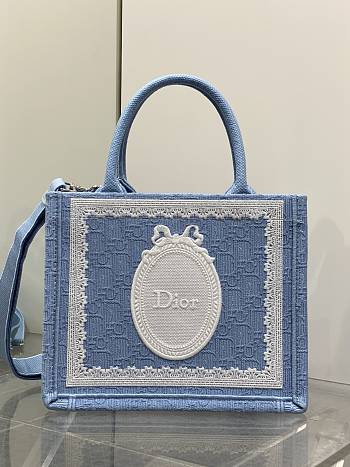 Colestore Dior Small Dior Book Tote with Strap Celestial Blue Dior Oblique Embroidery with White Lace and Dior Médaillon (26.5 x 22 x 14 cm)